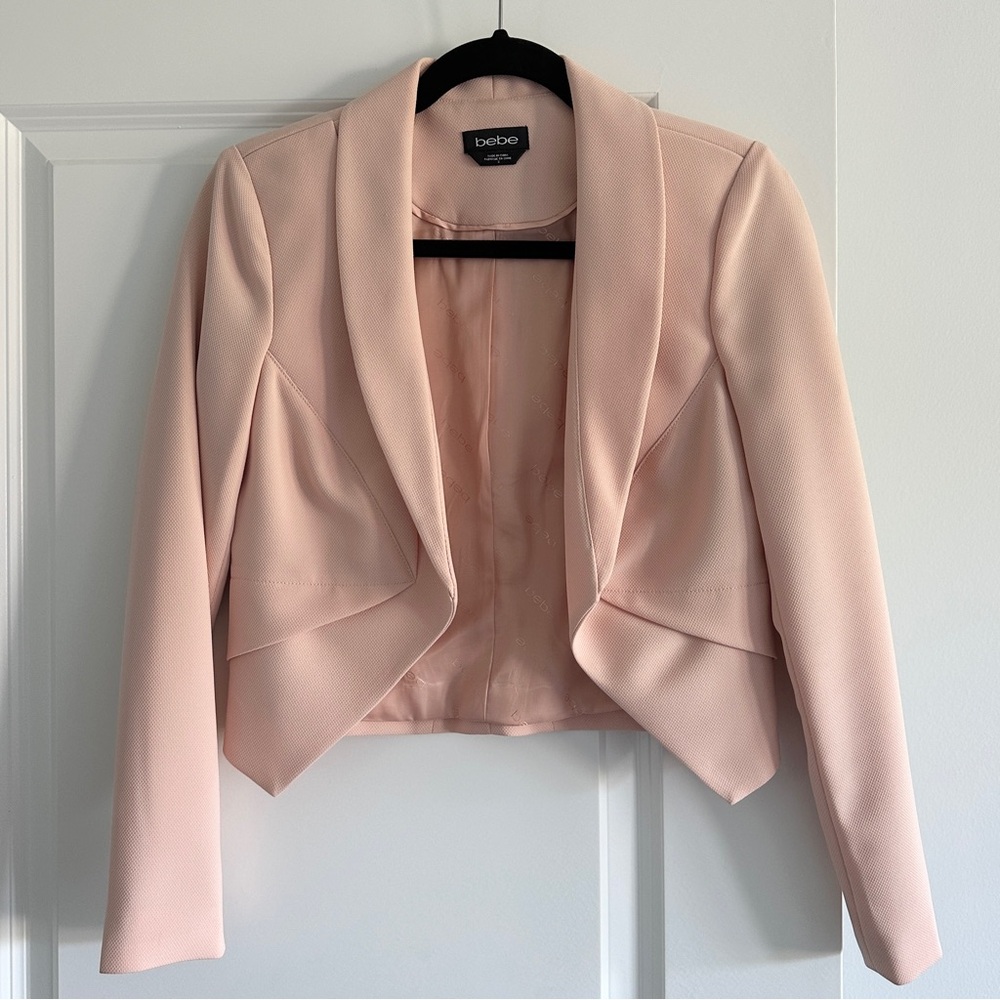 Bebe light pink blazer size 2